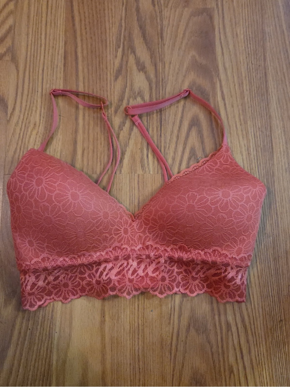 Aerie Lined Coral Bralette Wireless Back Closure Sz 32C. AG-13